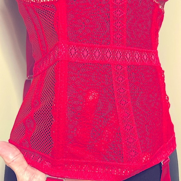 Nwot Victoria’s Secret red lace corset thigh high attachments 36 D❣️ - Picture 3 of 9